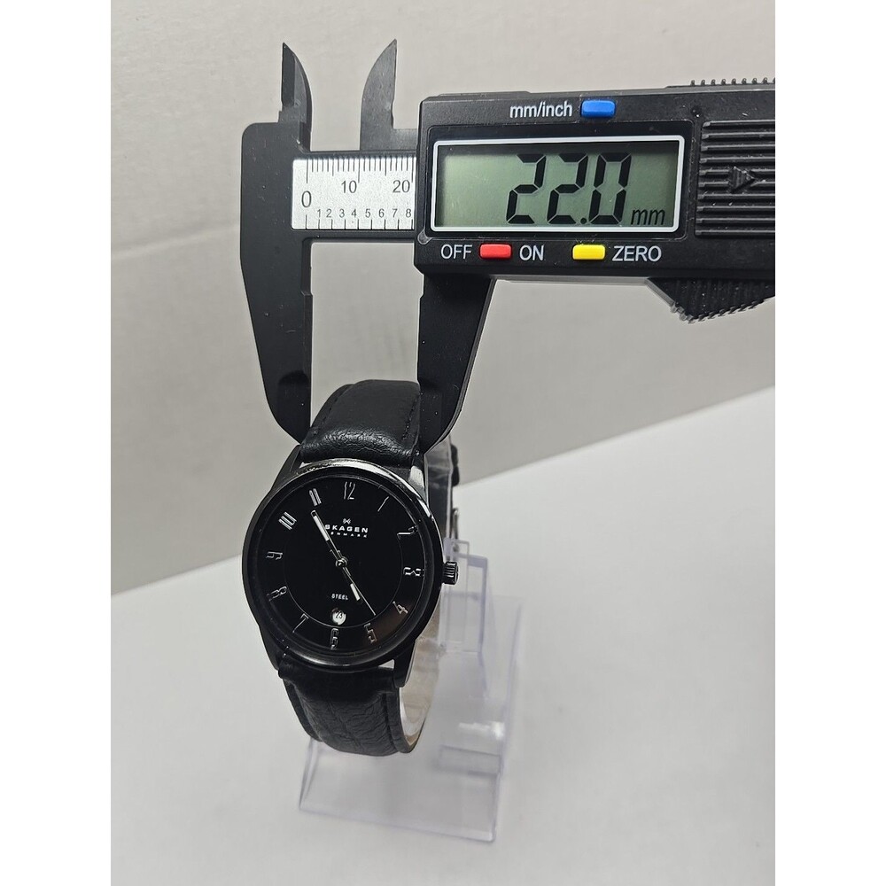 Skagen Denmark Black Stainless 38mm Date Mens Slim Watch New Battery Leather - Picture 6 of 12